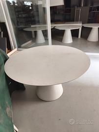 Tavoli rotondi design Pedrali "Ikon