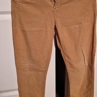 Pantaloni velluto Zara