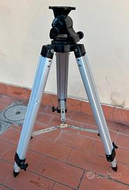 MEADE Deluxe Field Tripod