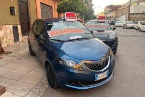 Lancia Ypsilon 1.0 FireFly 5 porte S&S Hybrid Ecoc