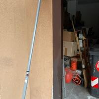 tagliasiepi ad asta manuale 2 m