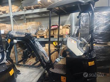 Miniescavatore 18 quintali con Motore Kubota