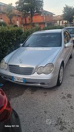 Mercedes 200c berlina 