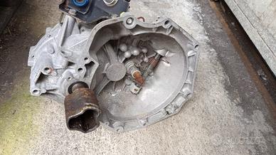 CAMBIO OPEL AGILA 1,2 16V ANNO 2005 TIPO MOTORE Z1