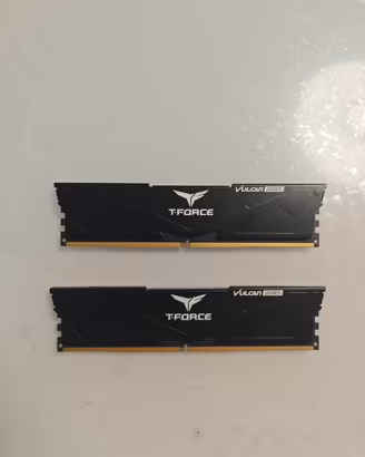RAM DDR5 32GB 6000Mhz CL38 Teamgroup T-Force