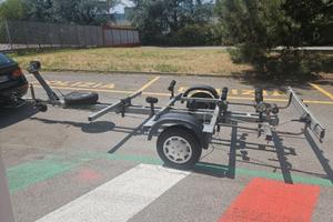Carrello porta barca