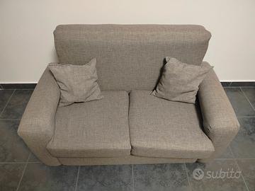 Divano 2 posti