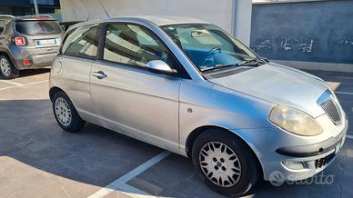 lancia y grigia anno 2006