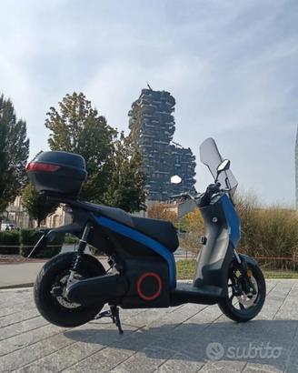 SEAT Mo 125 scooter elettrico 
