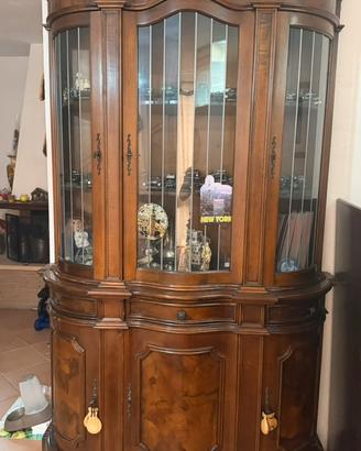 Vetrina credenza classica in legno
