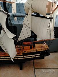 nave Amerigo Vespucci 