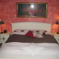 LETTO MATRIMONIALE CALLESELLA CON COMODINI E SPECC