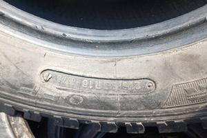 pneumatici 215/80r16 107s 