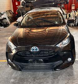TOYOTA YARIS HYBRID RICAMBI USATI GARANTITI