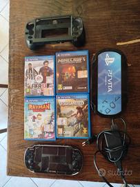 PS Vita più giochi e accessori