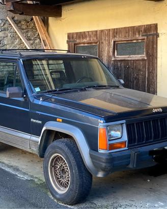 Jeep cerokee