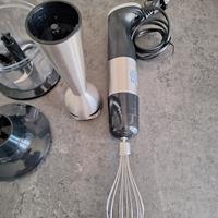 frullatore ad immersione con accessori