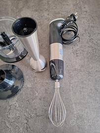 frullatore ad immersione con accessori