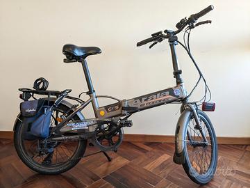 Bici elettrica pieghevole