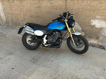 Fantic Caballero 700