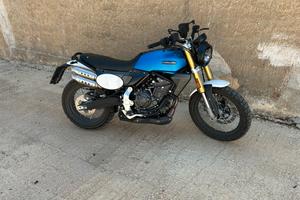 Fantic Caballero 700