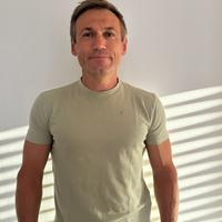 Autista patente B .Orario dalle 5-13