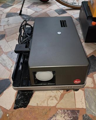 proiettore Leitz Pradovit ca 2502