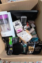 Lotto oggetti + omaggio