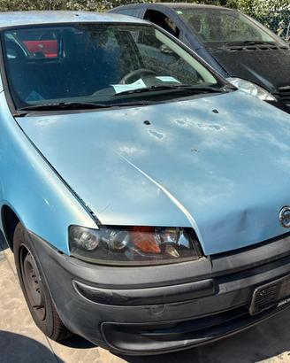 FIAT PUNTO per ricambi usati