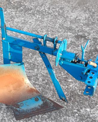 aratro  multi attacco+ BCS + barra attrezzi 