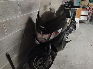 Burgman 400