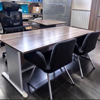 Scrivanie effetto legno beige – Laminato