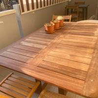 Tavolo da giardino in Oukumé