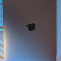 mac book pro 13"  m1 2020