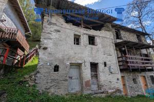 Rustico / Casale di 80 m² con 4 locali a Teglio