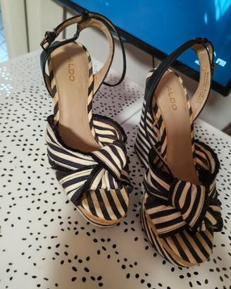 Scarpe con zeppa Aldo