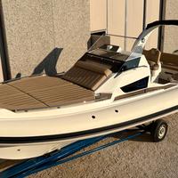 Nuova Jolly prince 30 sport cabin pronta consegna