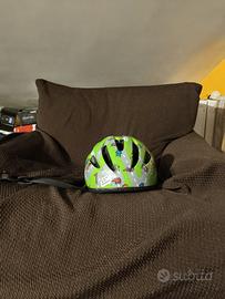 casco da bicicletta per bambino con disegnini