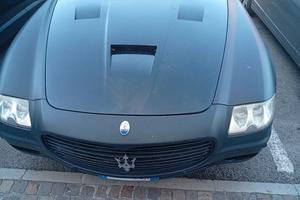 Maserati motore FERRARI nera opaco
