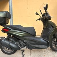 Beverly 300s anno 2024