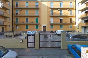 DUE Singole - Zona Piazza Santa Maria Di Gesù