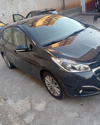 Peugeot 208 PureTech 82 5p. GPL Active