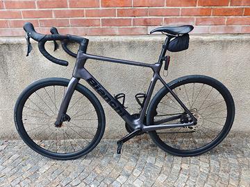 
BIANCHI INFINITO SHIMANO 105 12sp