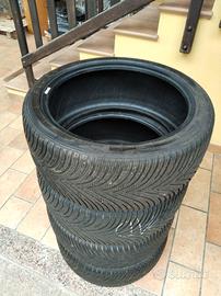 4 Gomme Kleber Krisalp Termiche 225 40 R18 70%