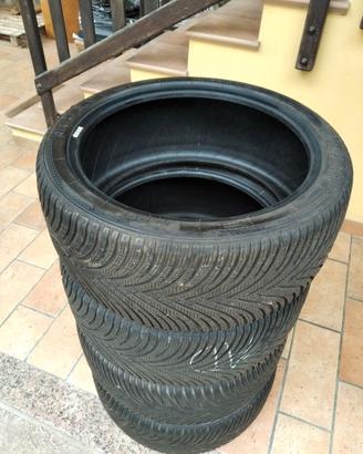 4 Gomme Kleber Krisalp Termiche 225 40 R18 70%