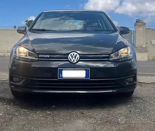 VOLKSWAGEN Golf 7ª serie