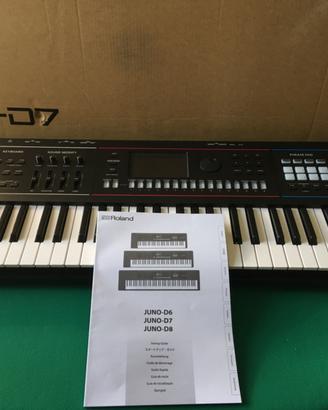 Tastiera, sintetizzatore Roland Juno-D7.