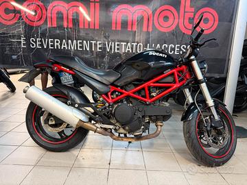 Ducati Monster 695