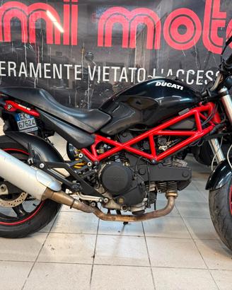 Ducati Monster 695
