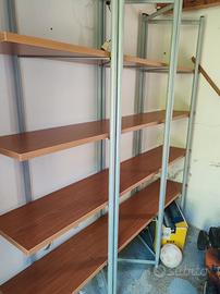libreria o scafalatura